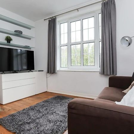 2 Bedroom Apartment In Waterloo Central London Bagian luar foto