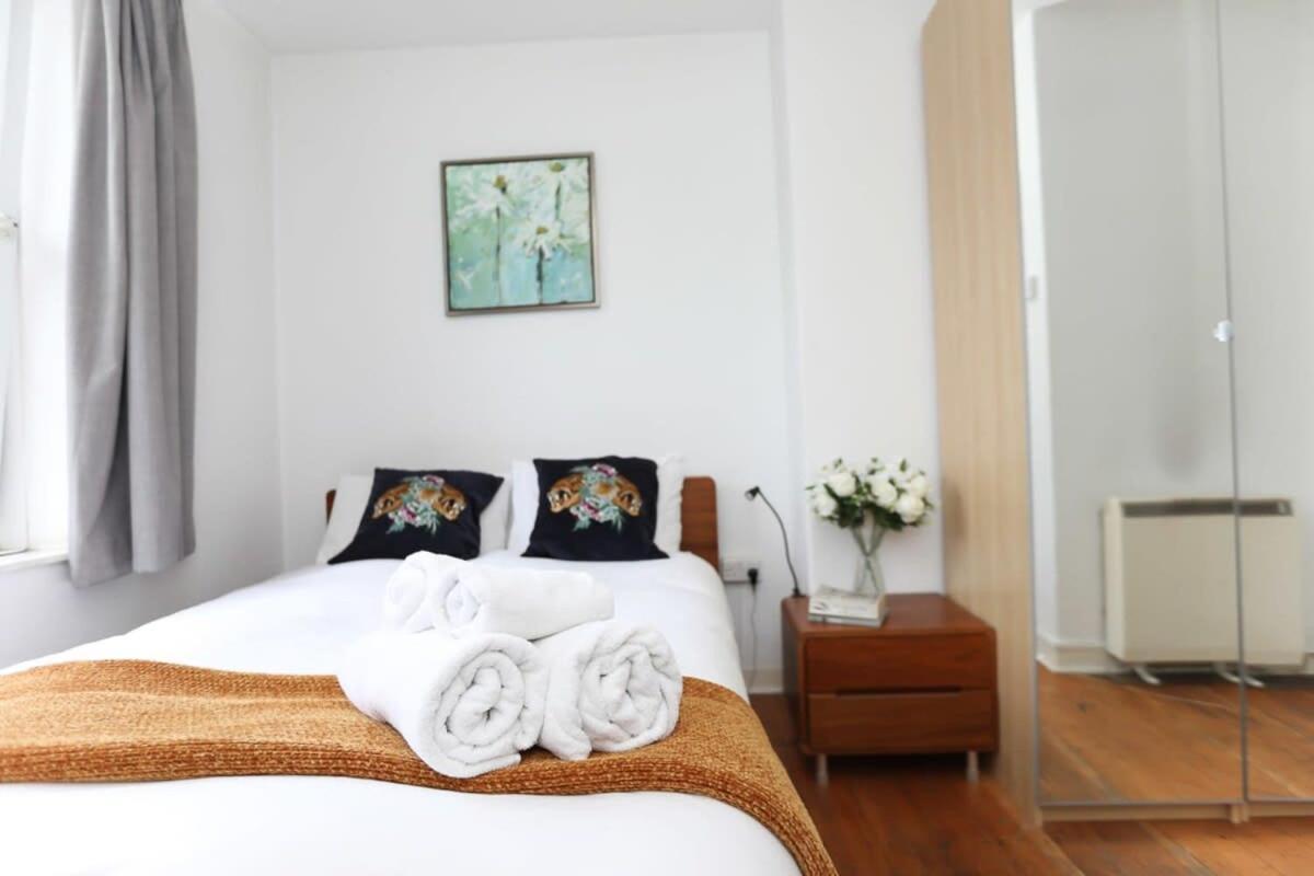 2 Bedroom Apartment In Waterloo Central London Bagian luar foto