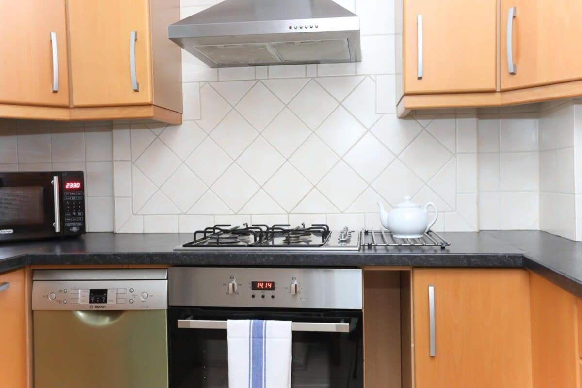 2 Bedroom Apartment In Waterloo Central London Bagian luar foto
