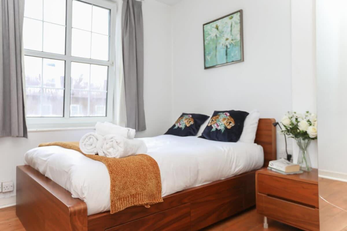2 Bedroom Apartment In Waterloo Central London Bagian luar foto