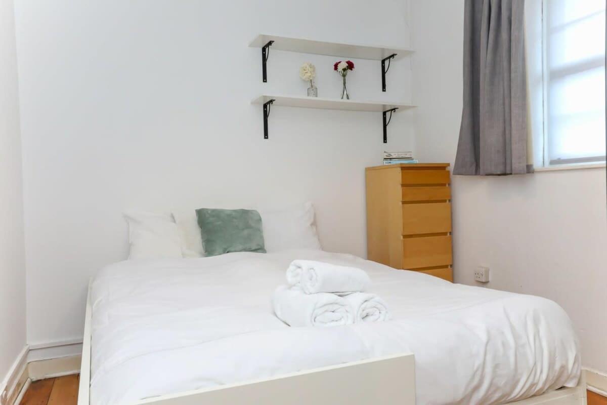 2 Bedroom Apartment In Waterloo Central London Bagian luar foto